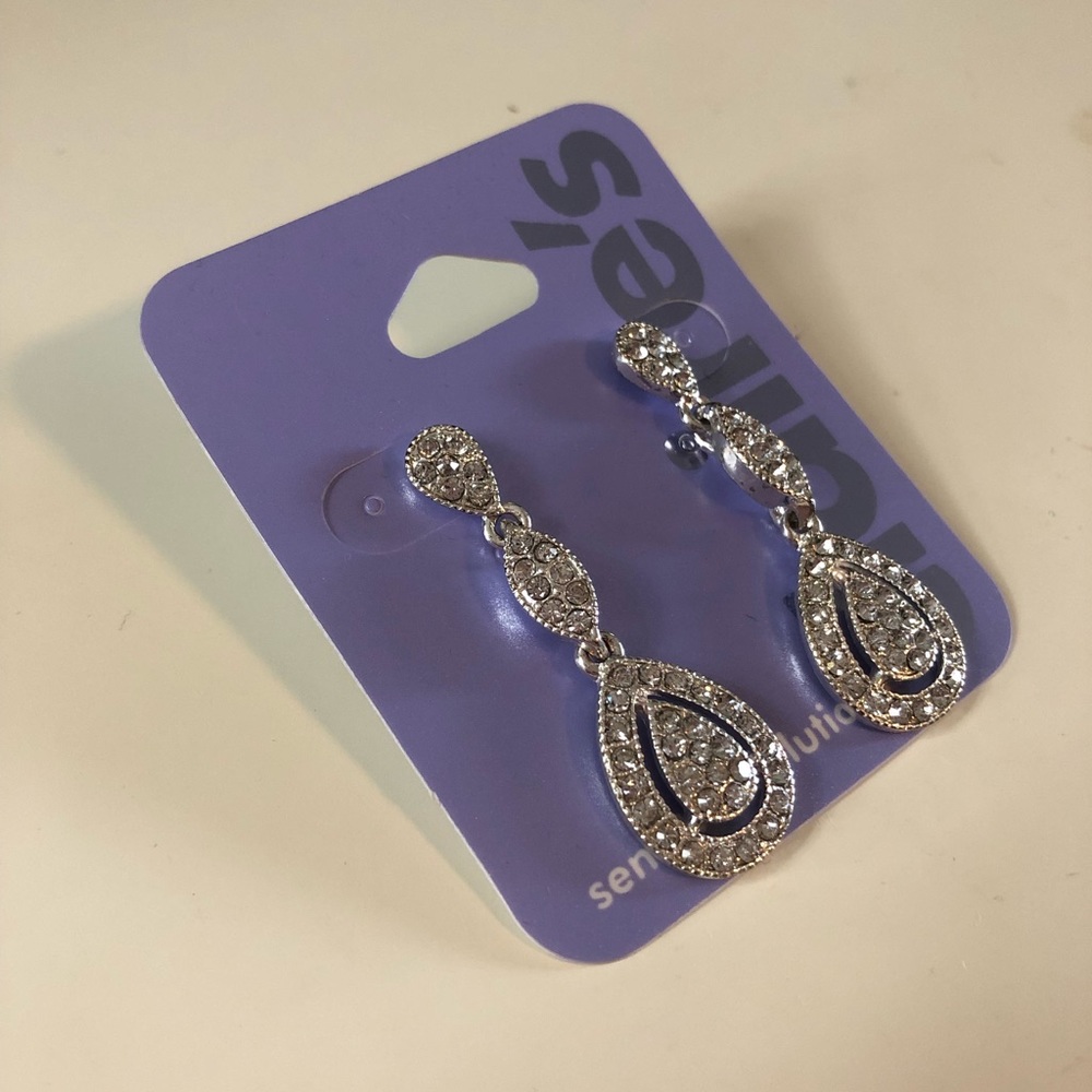 Clarie’s Earrings